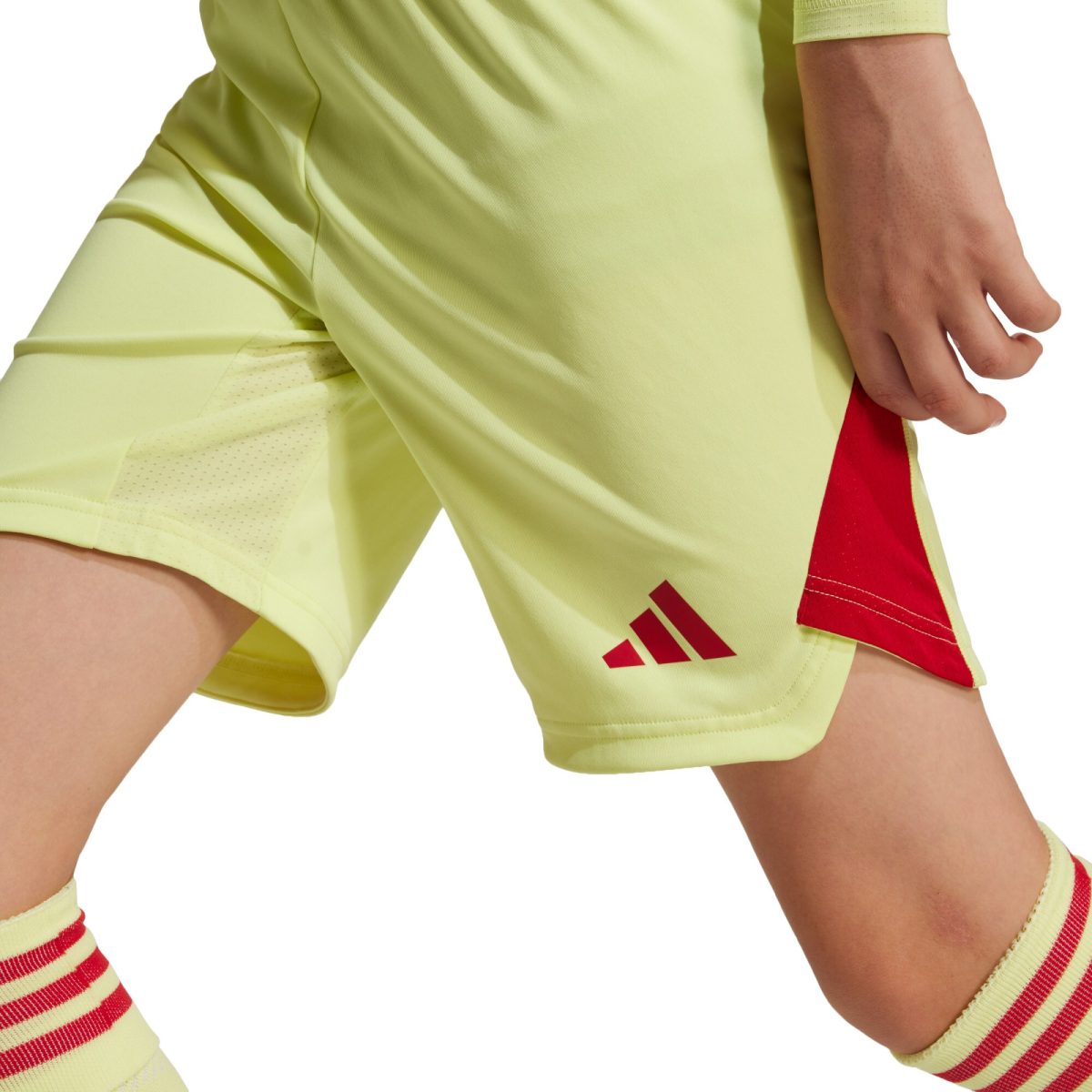 aston villa adidas goalkeeper shorts 2025-26 – kids Collection | Official Aston Villa Kits for Fans